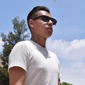 Desde Abajo, Desde Cero