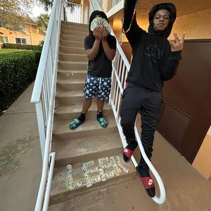 Rackz (feat. APRPABLO)