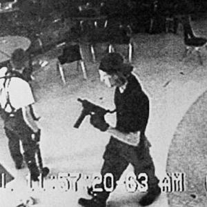 YURI SPARA (feat. Dennuaa)