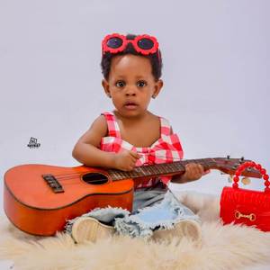 HAPPY BIRTHDAY (AIDA)