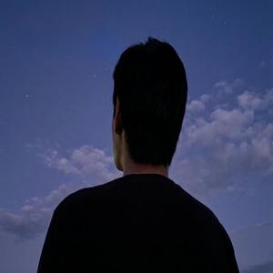 Extraños (Alternative Ver) (feat. Thristan Garcia)