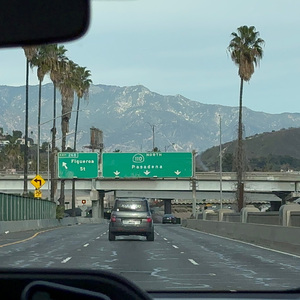 34°09′22″N 118°7′55″W