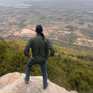 กูยังไม่ล้ม