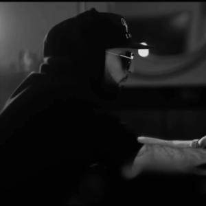 Siretsi Kez (feat. Rafo Khachatryan)