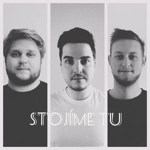 Stojíme tu