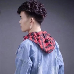 愿世间美好与你环环相扣（伴奏）