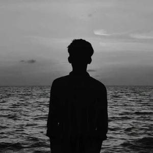 万事只求无愧我心 不求尽人如意 伴奏