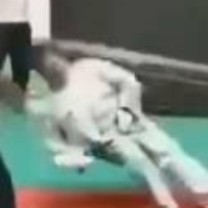 击倒 (Prod. Goodbye Honey Girl)