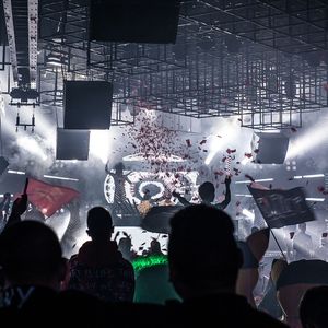 Dilyar official-她会魔法吧（DJ）（寒冷的冬季 remix）