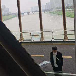 不爱