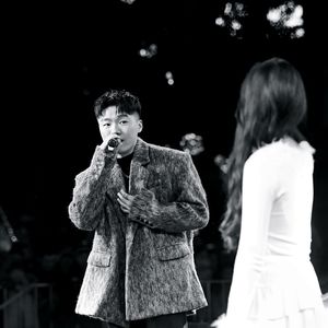 《又是三更念一人》