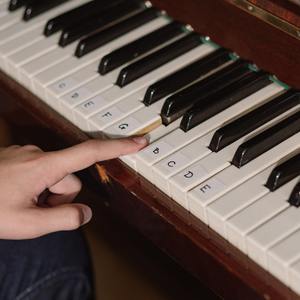 MADILYN-Bad Habits 钢琴（T7 remix）