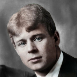 Мне осталась одна забава