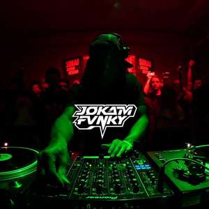 DJ AKU TAK BISA MENAHAN LANGKAH KAKIMU