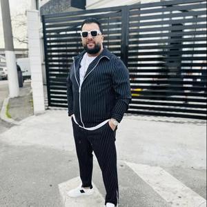 tzanca uraganu bruneta ce buna e