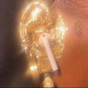 Top soldier (feat. Iak!)