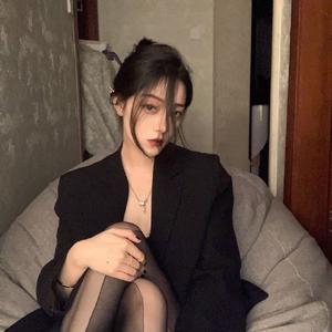 被情伤过的女人