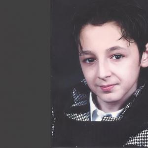 PETRICA CERCEL OMUL CU VALOARE