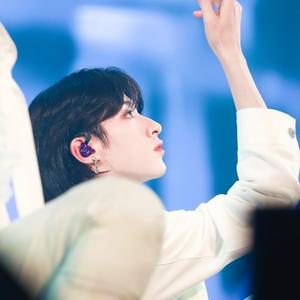 월하미인 (月下美人 : LUNA)