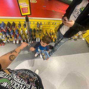 HOLD YOU TIGHT (feat. Wapogotem)