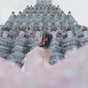 我好想你（l miss you 诺大的房寂寞的床 心里的伤 无法分享）