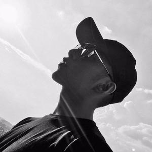 庙堂-《作词爱徒满京城》