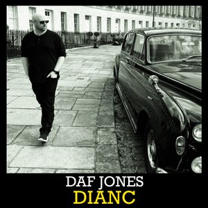 Pâr Arall o 'Sgidiau