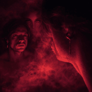 תסתכלי לי בעיניים