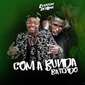 Com a Bunda Batendo (feat. Mc Luan)