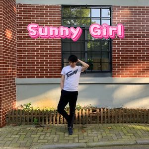 Sunny Girl