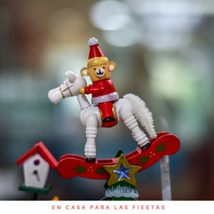 Here Comes Santa Claus (Right Down Santa Claus Lane)