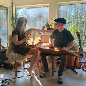 Kuningal on sasipäine naine