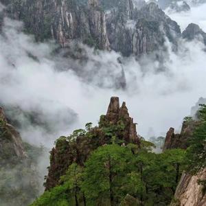 山外小楼夜听雨
