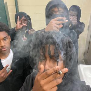 Trap shit (feat. Kblack & Luhksoo)