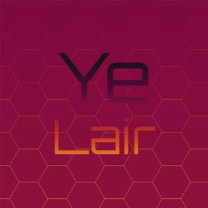 Macaberesque Waitress