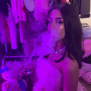 твой дым(你的烟)