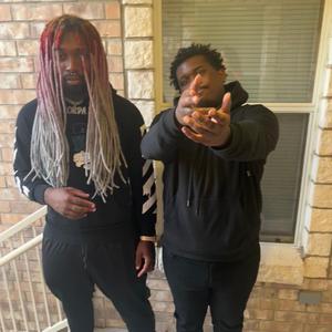 Looted (feat. Lil Kado)