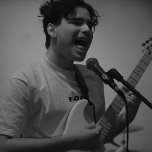 Favorite (Live Performance)