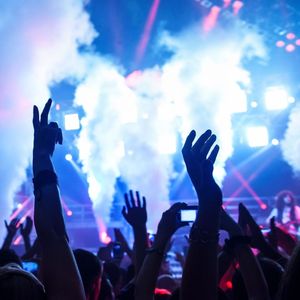 【电闪雷鸣】- 上大劲 DJ王赫（大赫）