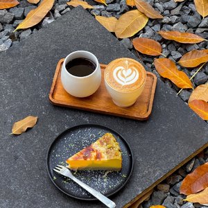 这千疮百孔的人生啊