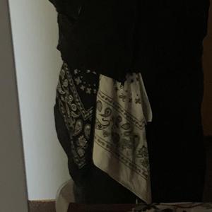 Bandana za páskem