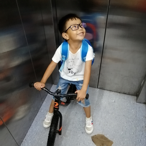 孩子呀勇敢闯