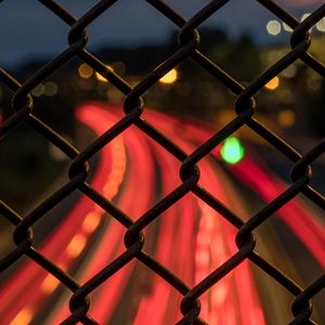 多想在平庸的生活拥抱你