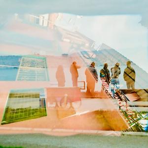 Sınırın Güneyinde, Güneşin Batısında