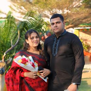 শোনো না একটু কাছে আসো না