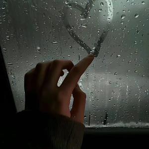 借过（旋风少女）