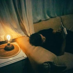 不习惯 (The Unfamiliar Echo)