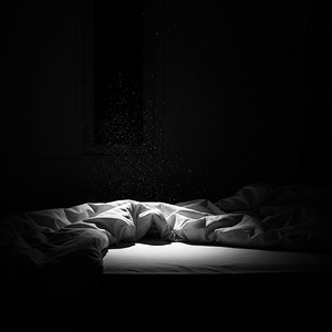 灯りを消したあとで