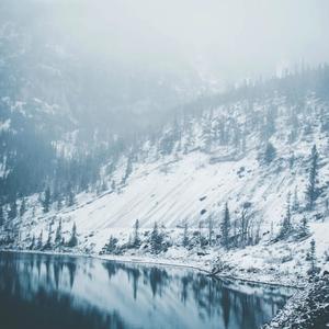 两个人的回忆一个人品