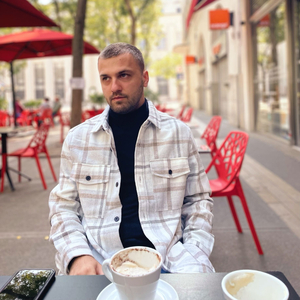 Nostalgjia (feat. SKINI)